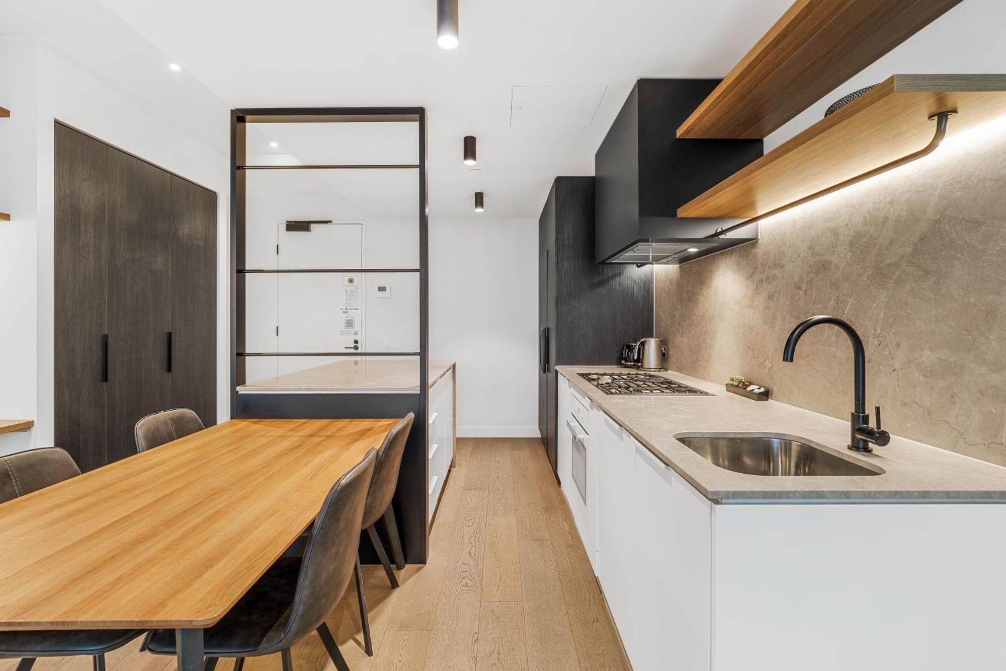 The Eminence Apartments By Cllix Melbourne Dış mekan fotoğraf