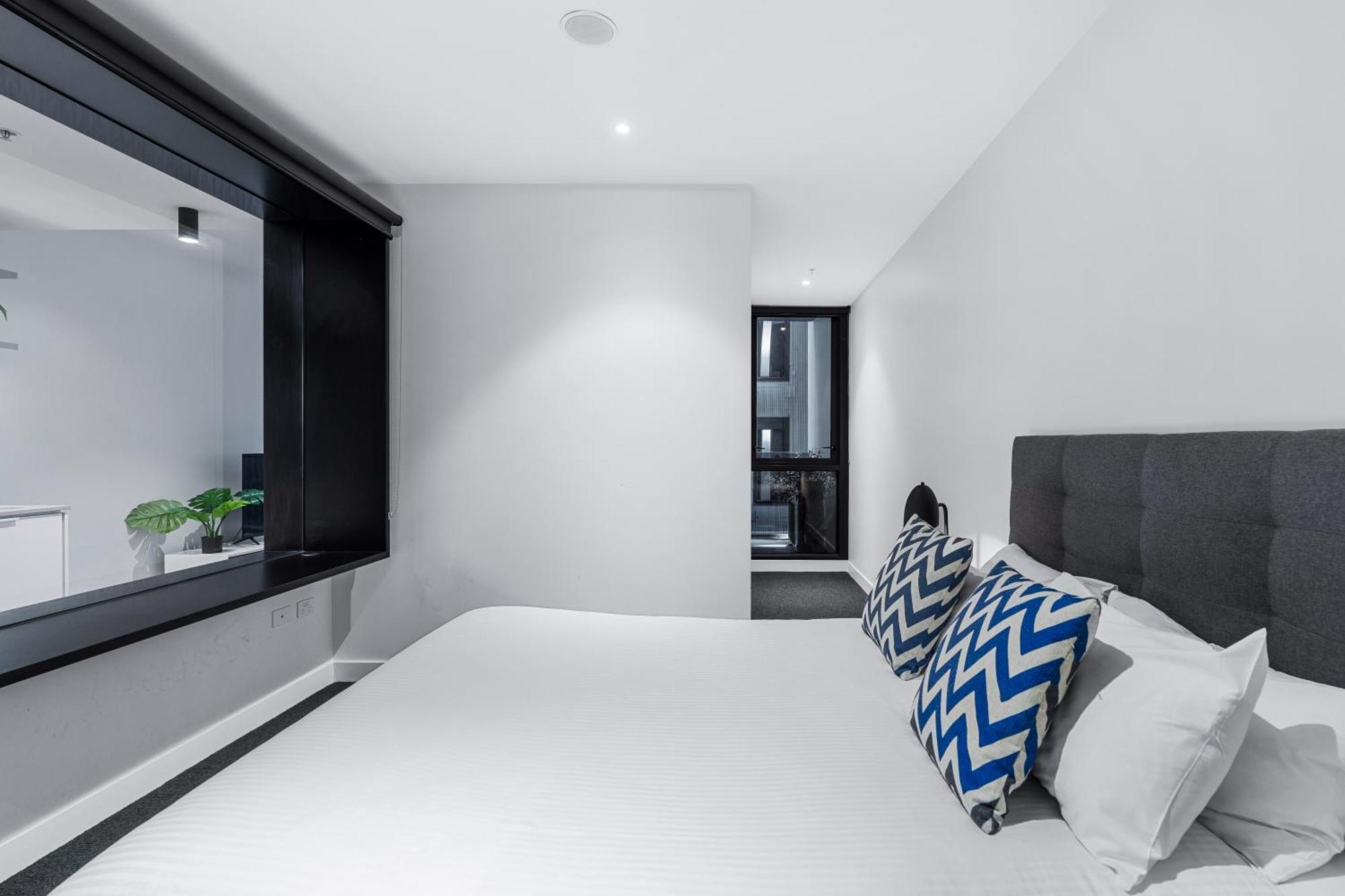 The Eminence Apartments By Cllix Melbourne Dış mekan fotoğraf